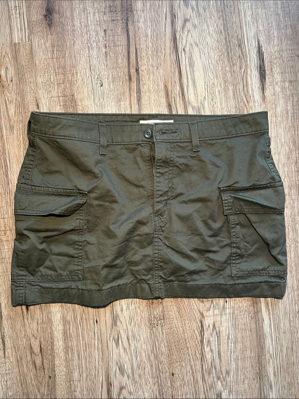 Levi’s Women’s Olive Green Cargo Mini Skirt